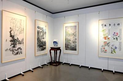 藝術(shù)之光，友誼之橋 宋莊鎮(zhèn)對(duì)外交流聯(lián)建成果展成功舉辦